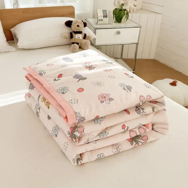 Afralia™ Cartoon Bear Printed Summer Quilt Lightweight Soft Cooling Blanket