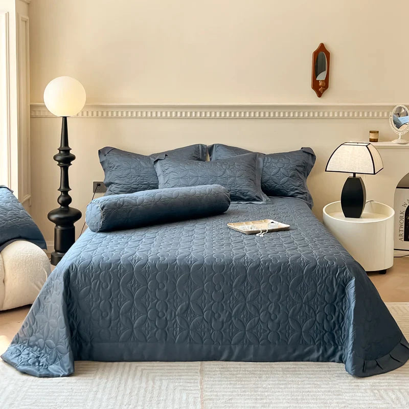Afralia™ Eucalyptus Fiber Bedspread for a Cooling, Silky Bed Experience