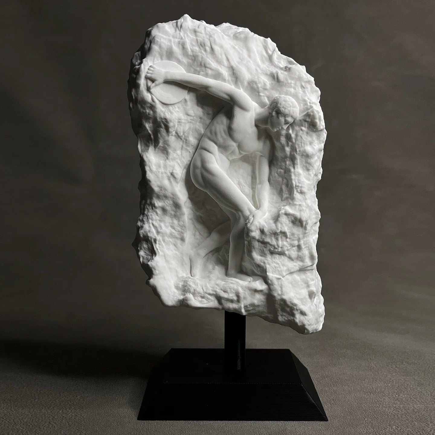 Afralia™ Discus Throwing Nude Sculpture Home Decor Figurine