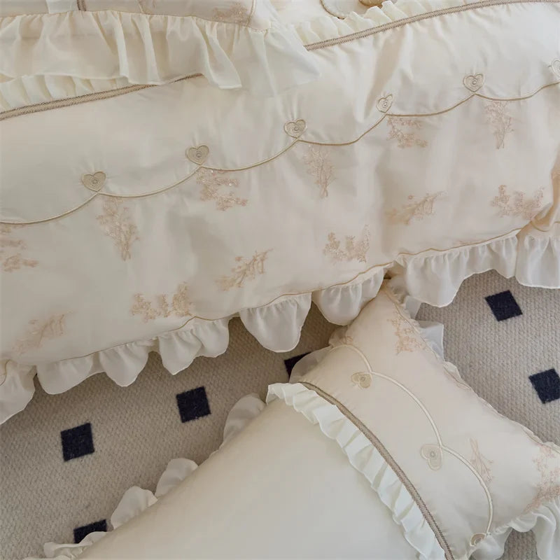Afralia™ Elegant Heart Embroidery Lace Princess Wedding Bedding Set