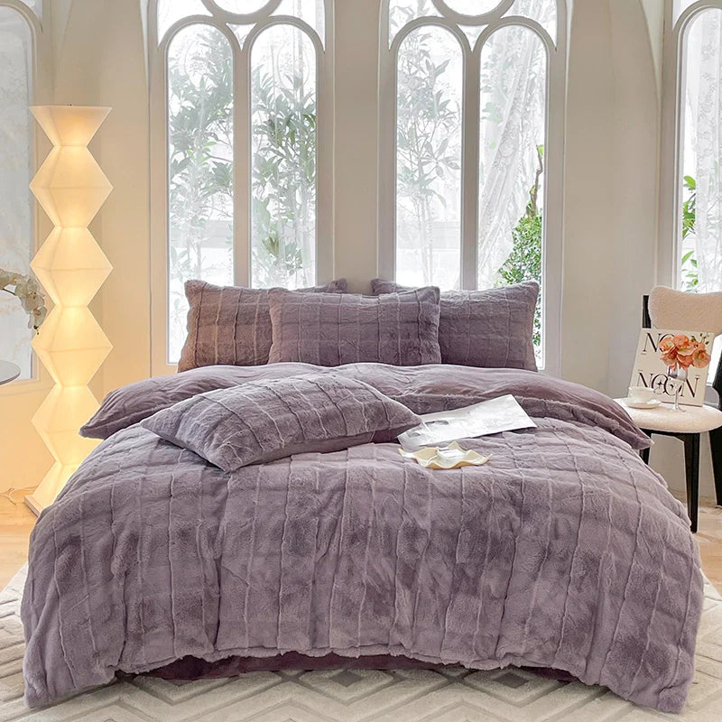Afralia™ Velvet Fleece Bedding Set: Duvet Cover, Blanket, Sheet, Pillowcases in Caramel Brown Fur