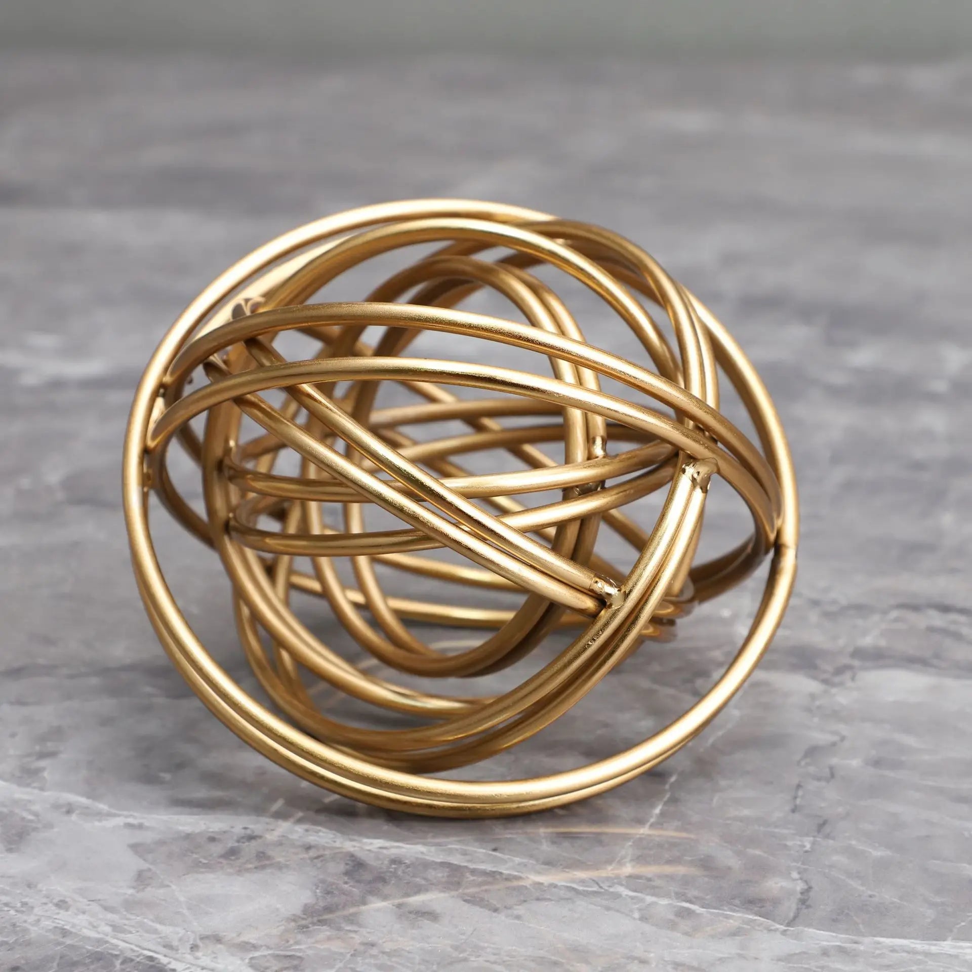 Afralia™ Geometric Golden Thread Metal Balls Decorative Figurines