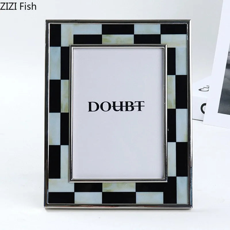 Afralia™ Black White Plaid Metal Photo Frame Abstract Desktop Decoration Display Frames