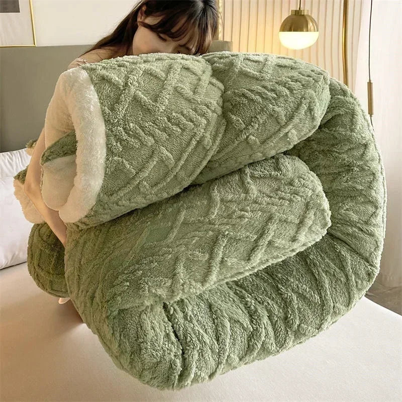 Afralia™ Super Thick Winter Warm Blanket for Cozy Beds, Artificial Lamb Cashmere Quilt