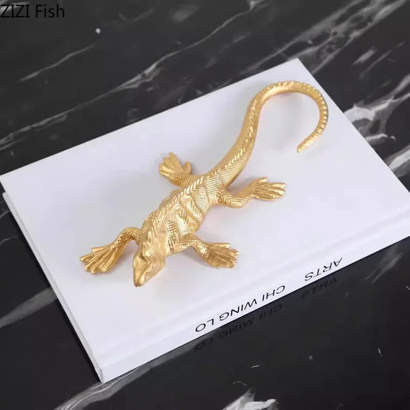 Afralia™ Golden Lizard Sculpture: Modern Metal Desk Ornament & Room Decor Artwork