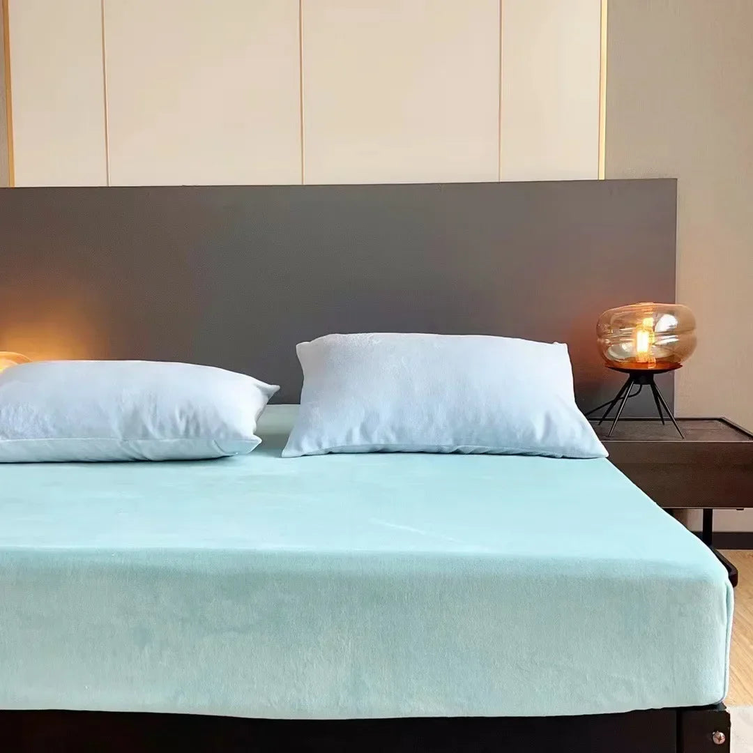 Afralia™ Cozy Flannel Queen Bed Sheet | Soft Fitted Coral Fleece Mattress Cover | Plush Winter Bedsheet