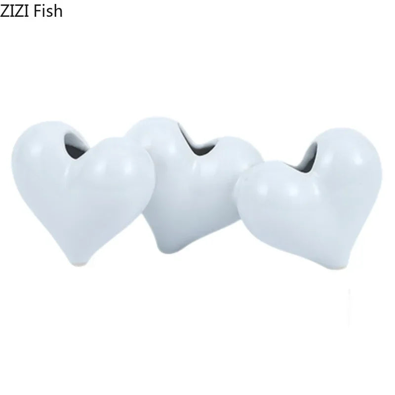 Afralia™ Heart Ceramic Vase Modern Floral Arrangement Desk Decoration Aesthetic Decor