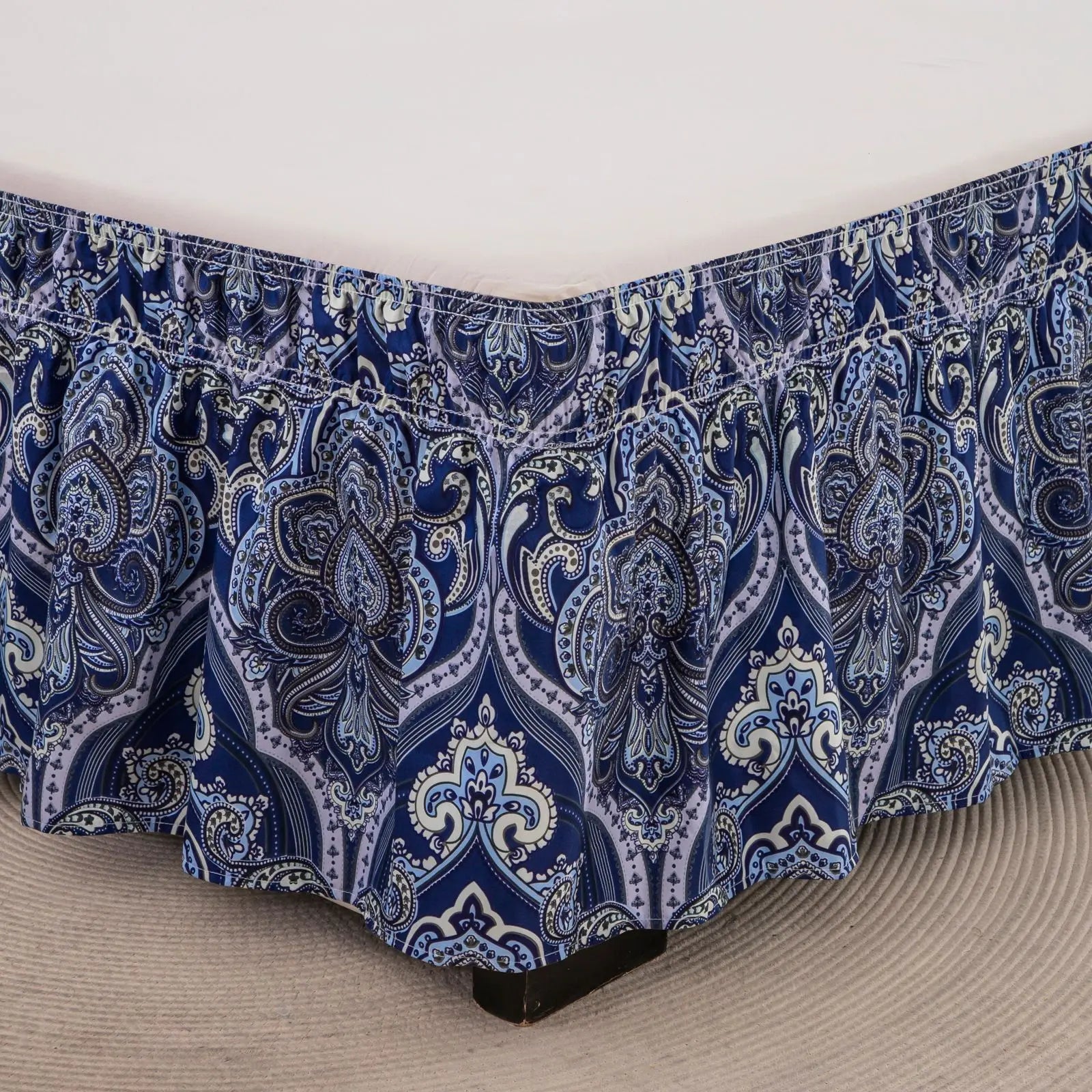 Afralia™ Elastic Band Diamond Lattice Ruffled Bed Skirt for Queen Size Mattress