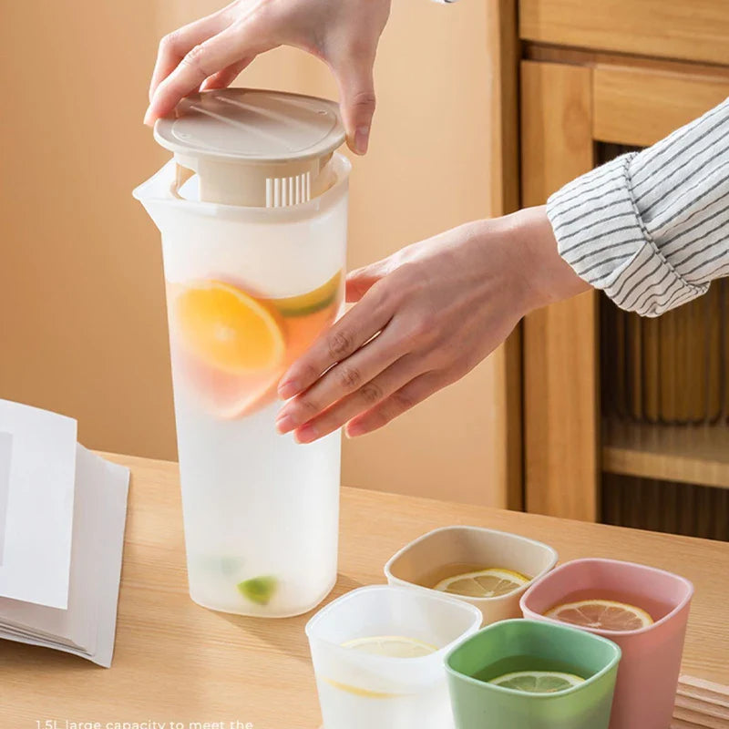 Afralia™ Large Capacity Cold Water Bottle for Lemon Tea, Half Transparent, Low Temperature Resistant