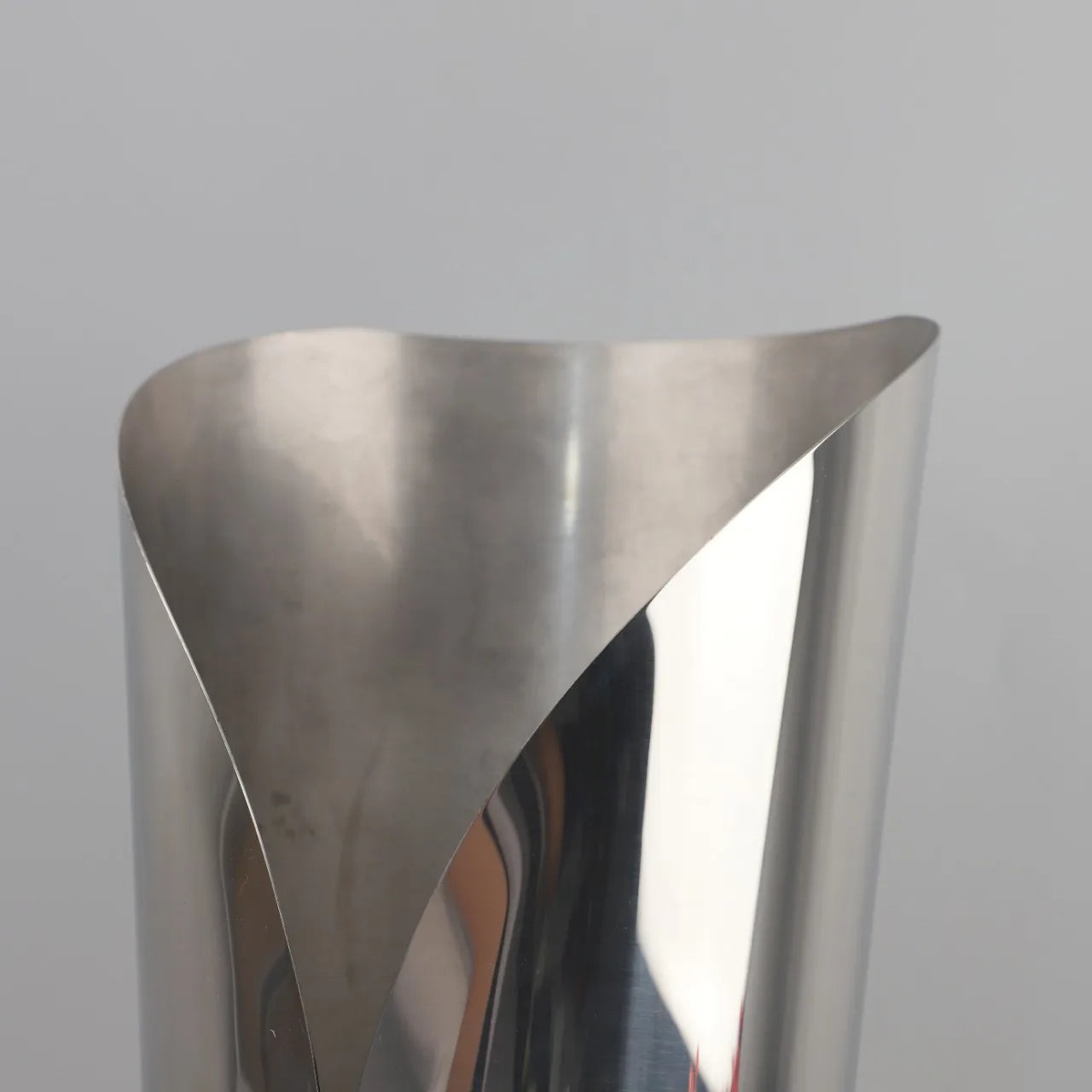 Afralia™ Stainless Steel Mirror Flower Décor for Home Living Dining Room