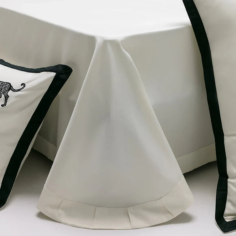 Afralia™ Luxury Leopard Embroidery Egyptian Cotton Bedding Set