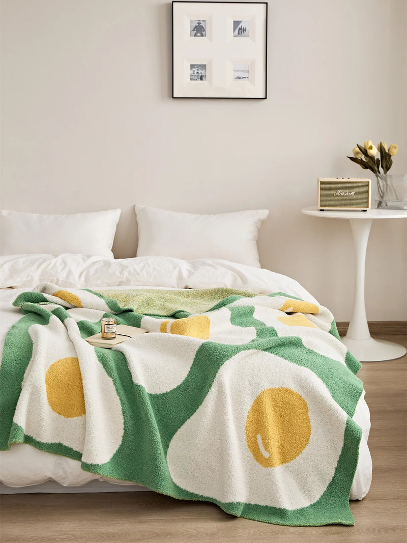 Afralia™ Cute Poached Egg Blanket Throw - Kawaii Fried Egg Pattern Cozy Knit Blanket for Living Room and Bedroom