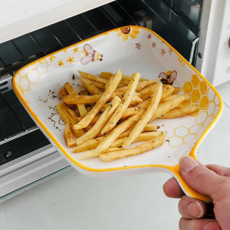 Afralia™ Little Bee Ceramic Plate with Handle: Multifunctional Baking Tray for Desserts & Snacks