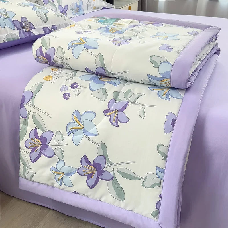 Afralia™ Retro Print Summer Cooling Comforter for Queen/King Beds