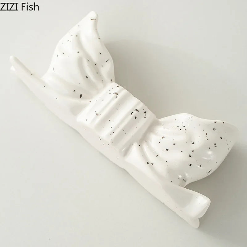 Afralia™ Bowknot Candle Holder | Desk Decoration, Aroma Diffuser, Home Aroma Container