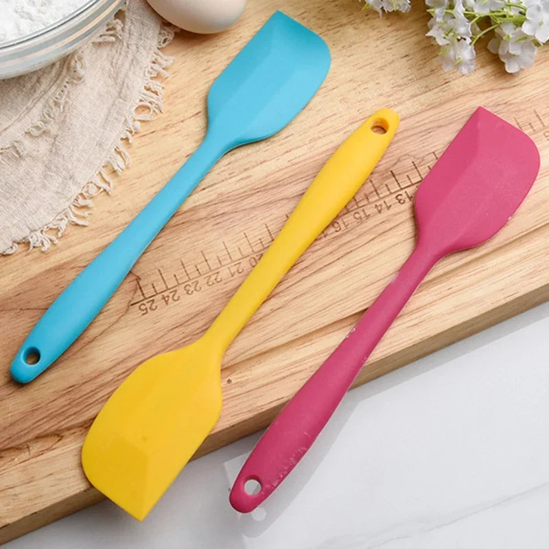 Afralia™ Silicone Cake Cream Scraper & Spatula, Heat-Resistant Baking Tool for Pastry & Butter Mix