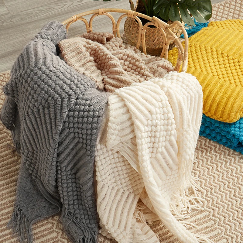 Afralia™ 3D Knitted Tassel Blanket: Stylish Home Decor Throw for Sofa & Bed