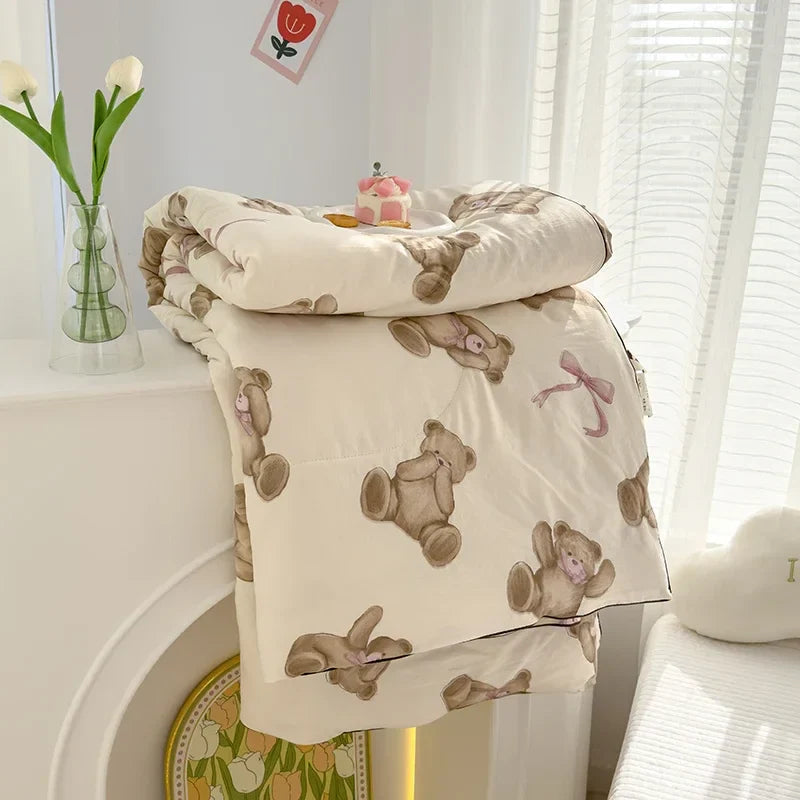 Afralia™ Summer Comforter Queen Size Lightweight Double Gauze Breathable Blanket