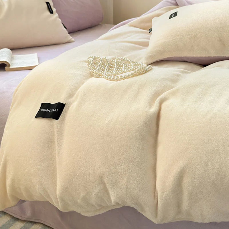 Afralia™ Coral Color Blocked Velvet Single Duvet Cover for Winter