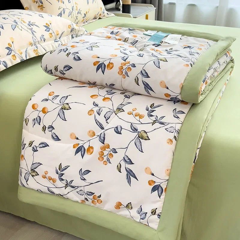 Afralia™ Retro Print Summer Cooling Comforter for Queen/King Beds
