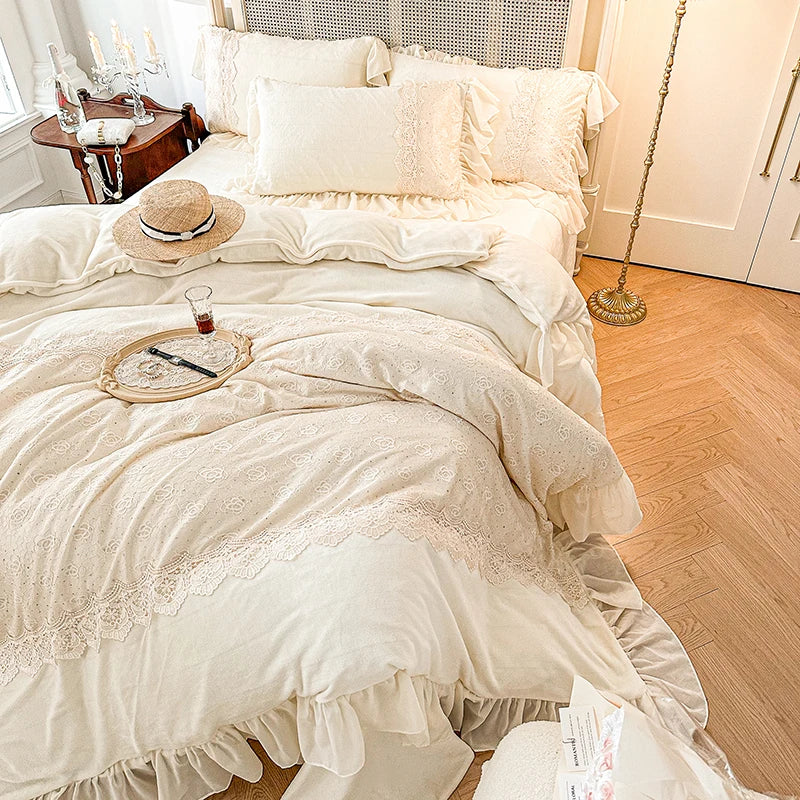 Afralia™ Velvet Fleece Lace Ruffles Bedding Set, French Palace Patchwork, Queen & King Sizes