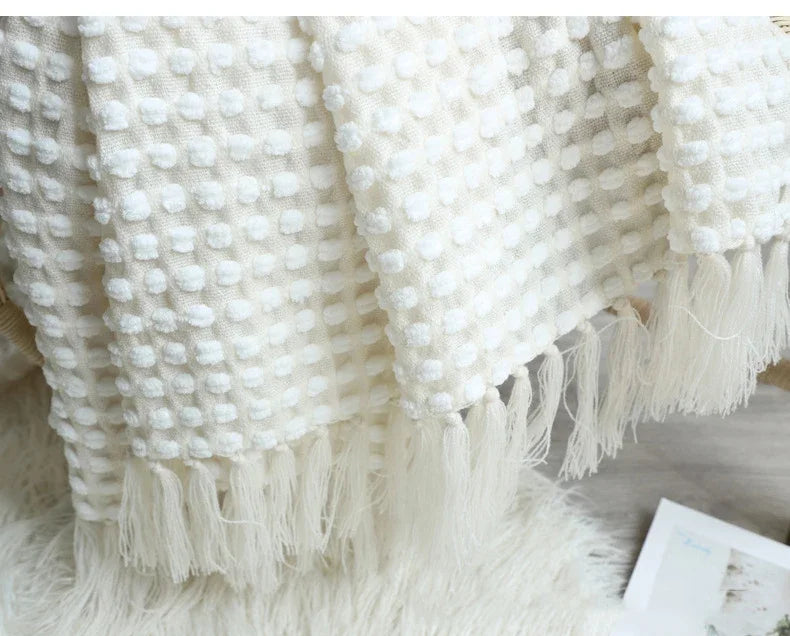 Afralia™ Knitted Nordic White Casual Blanket - Soft & Comfortable Sofa Throw Bed End Cover for Home Decor & Travel