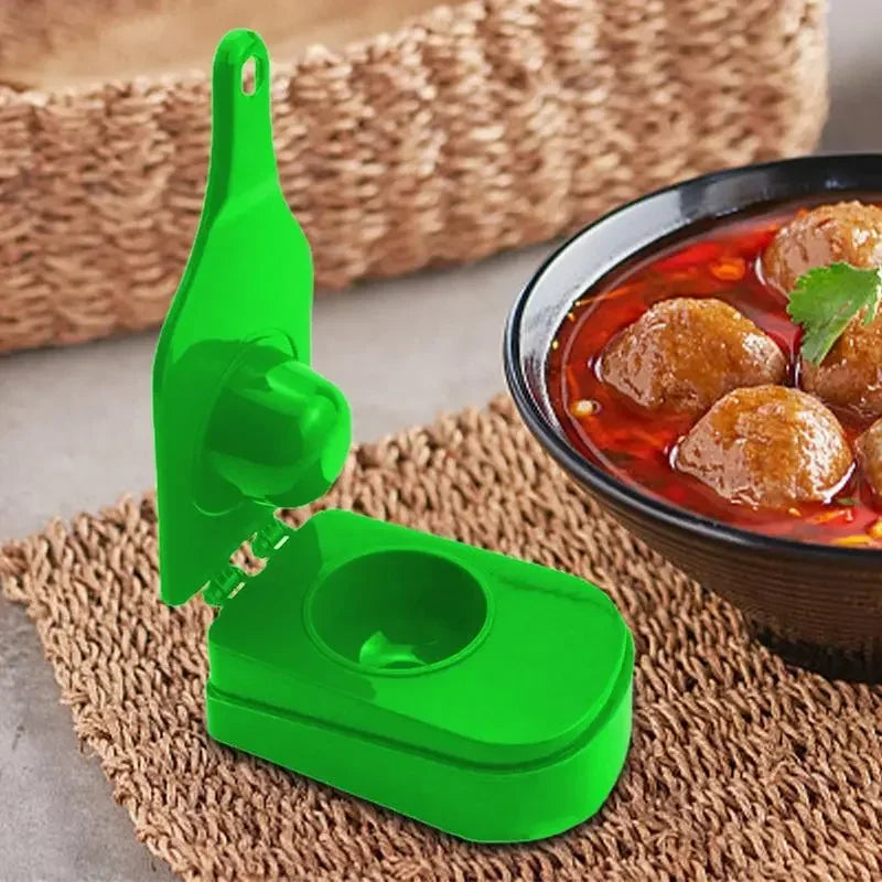 Afralia™ Plantain Toston Masher & Maker Solid Press Smasher Squeezer for Stuffed Plantain