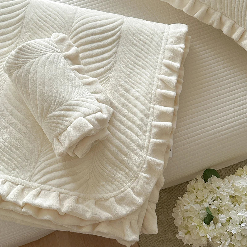 Afralia™ Luxe Quilt Set: Velvet Fleece Bedspread & Cotton Coverlet with Pillowcases