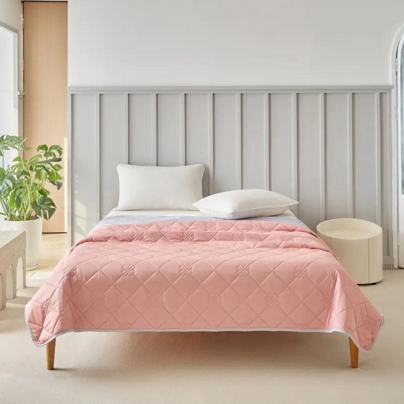 Afralia™ Cool Summer Blanket: Lightweight Soft Ice Cooling Comforter for Hot Sleepers