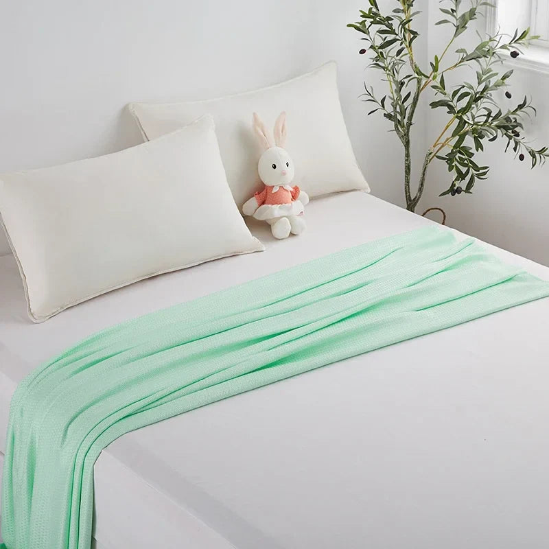 Afralia™ Bamboo Fiber Cooling Summer Blanket: Lightweight Diamond Quilt Duvet
