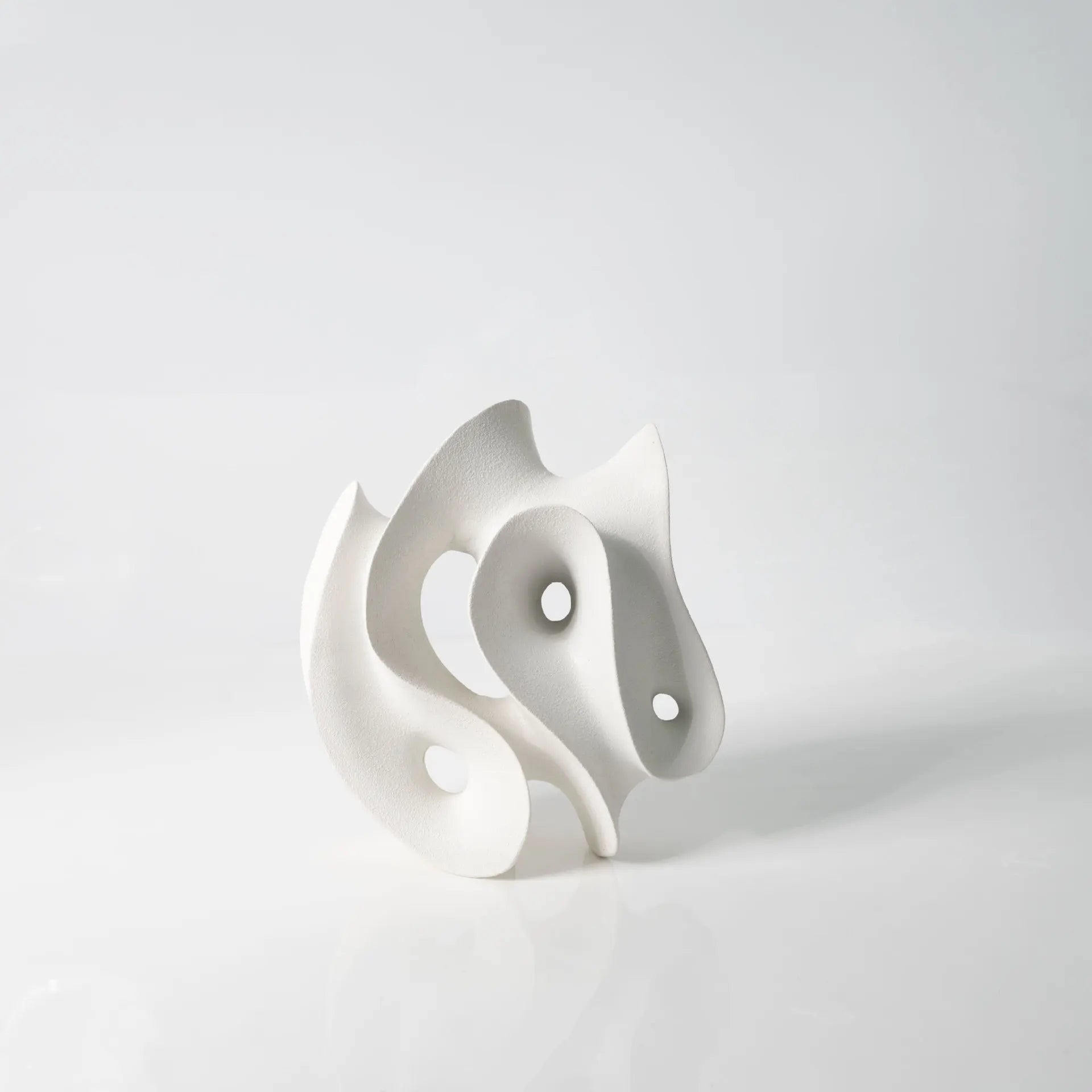 Afralia™ Geometric Resin Curved Sculpture Home Decor Hollowed-out Ornaments