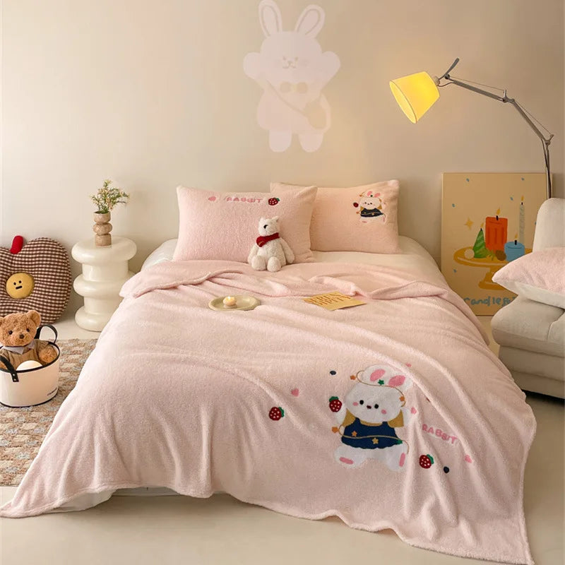Afralia™ Cozy Teddy Fleece Blanket - Luxury Bedspread for All Seasons
