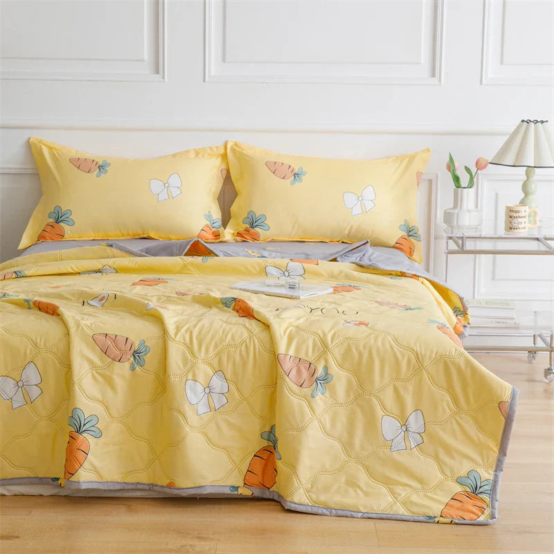 Afralia™ Daisy Print Quilted Summer Quilt Set in Soft Breathable Fabric