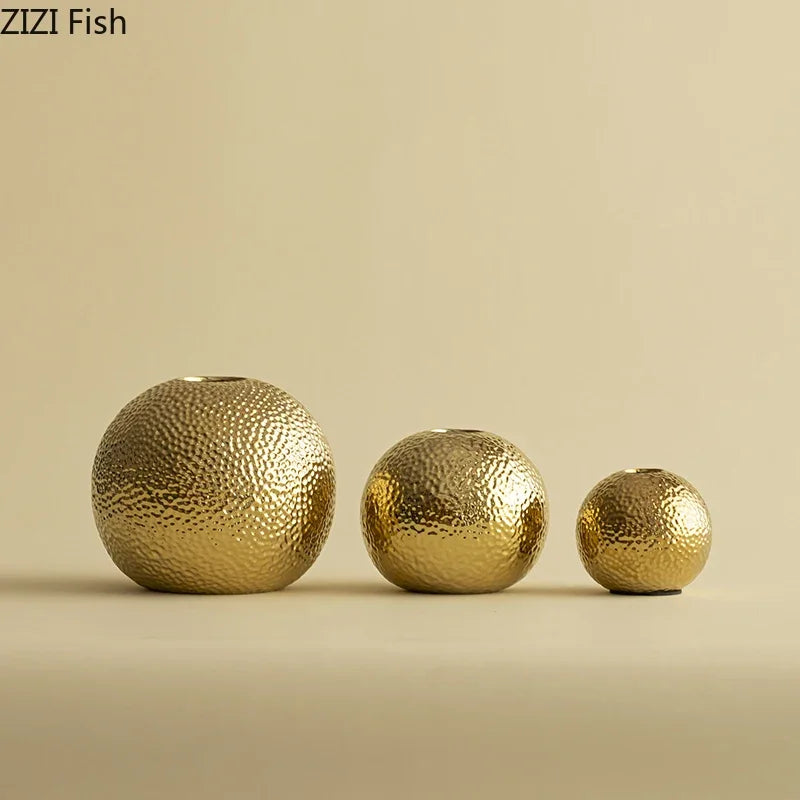 Afralia™ Ceramic Hammer Pattern Vase for Desk Decor and Flower Arrangement