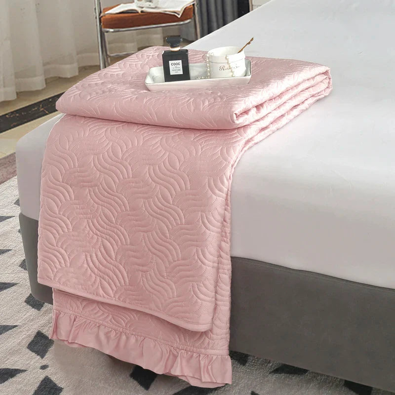 Afralia™ Silky Eucalyptus Fiber Quilted Bedspread for Cool Sleep