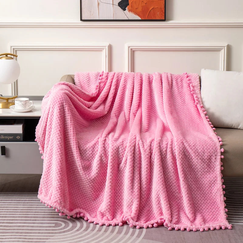 Afralia™ Pineapple Plaid Coral Fleece Blanket with Tassel Balls - Soft & Breathable Bedspread