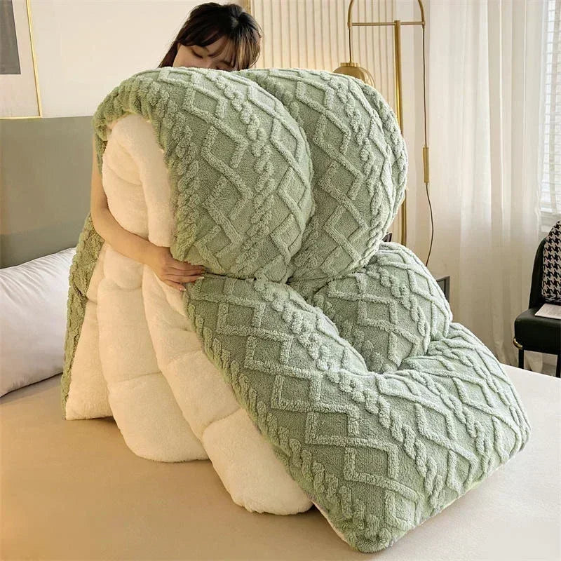 Afralia™ Super Thick Winter Warm Blanket for Cozy Beds, Artificial Lamb Cashmere Quilt