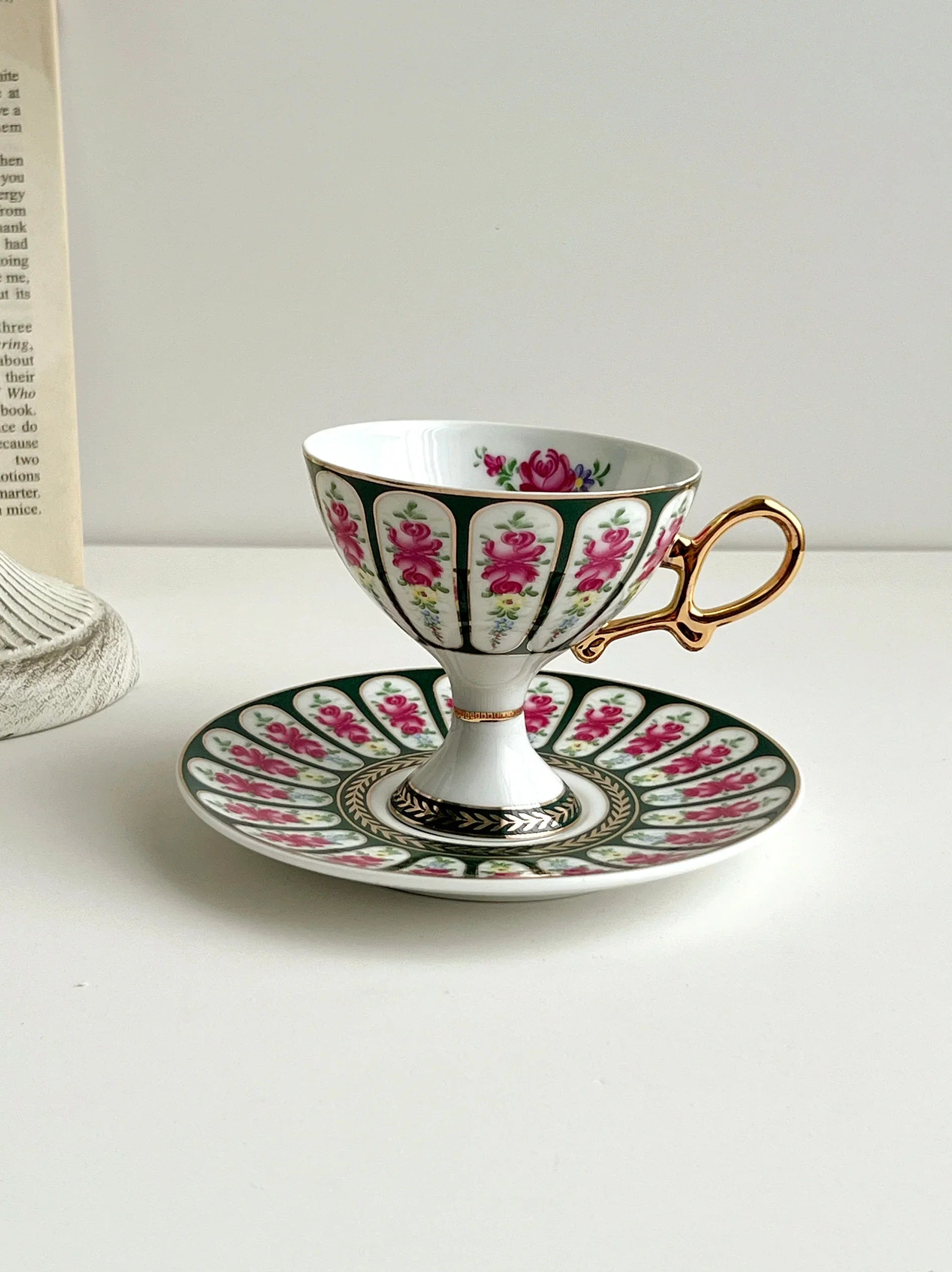 Afralia™ Court Style Latte & Cappuccino Cup Set with Saucer, Tea Cup Set