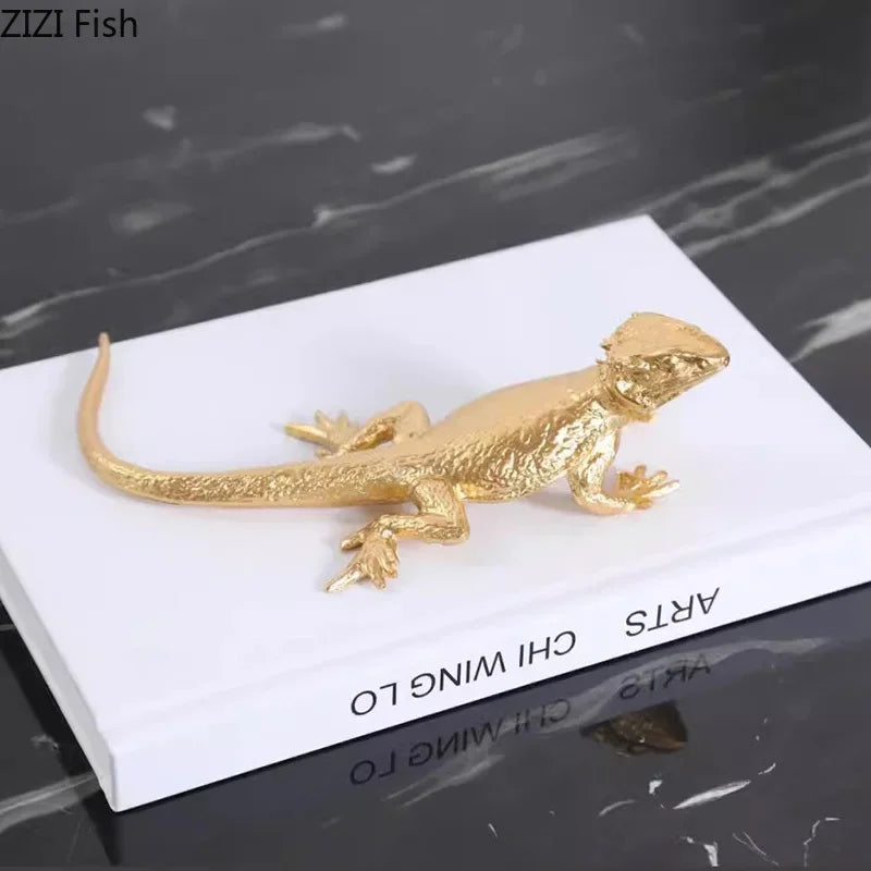 Afralia™ Golden Lizard Sculpture: Modern Metal Desk Ornament & Room Decor Artwork