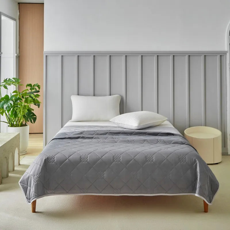 Afralia™ Cool Summer Blanket: Lightweight Soft Ice Cooling Comforter for Hot Sleepers