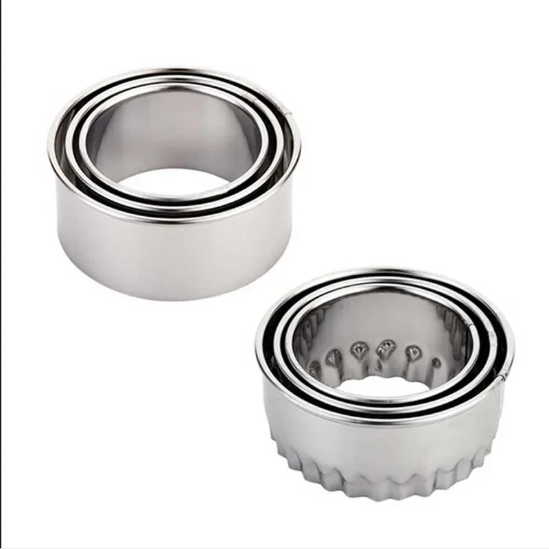 Afralia™ Stainless Steel Dumplings Mould Cutter: DIY Baking Gadget for Kitchen.