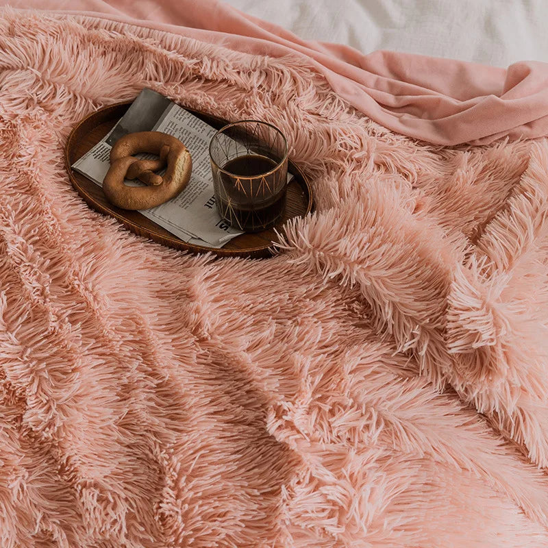 Afralia™ Cozy Faux Fur Throw Blanket for All Seasons