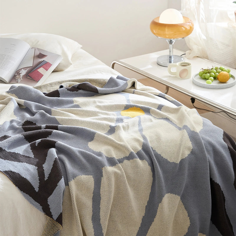 Afralia™ Floral Leaves Blanket - Soft & Warm Sofa Bed Throw