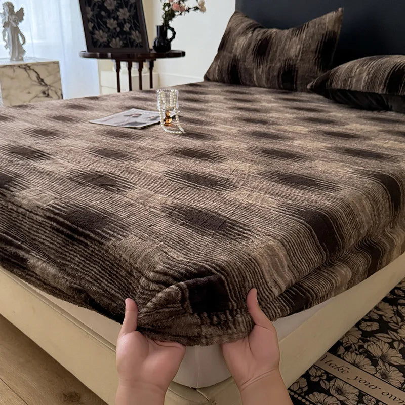 Afralia™ Winter Faux Rabbit Fur Fitted Sheet - Warm & Non-Slip Mattress Cover - Dark Pattern Printed