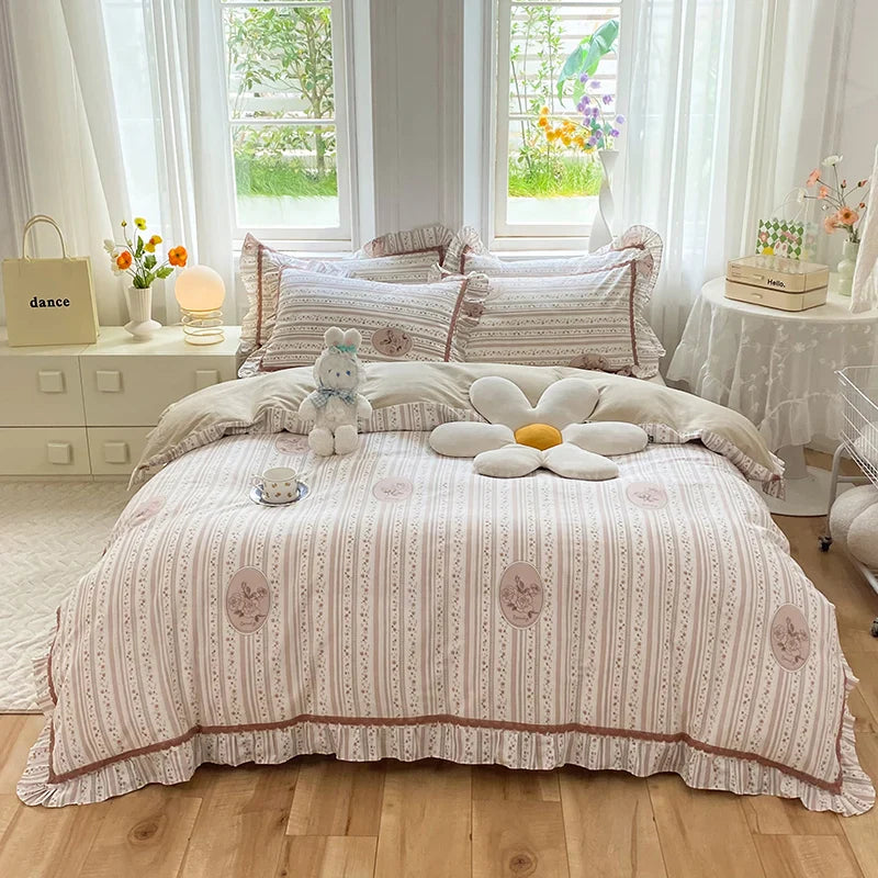 Afralia™ Princess Floral Cotton Bedding Set with Ruffled Edge