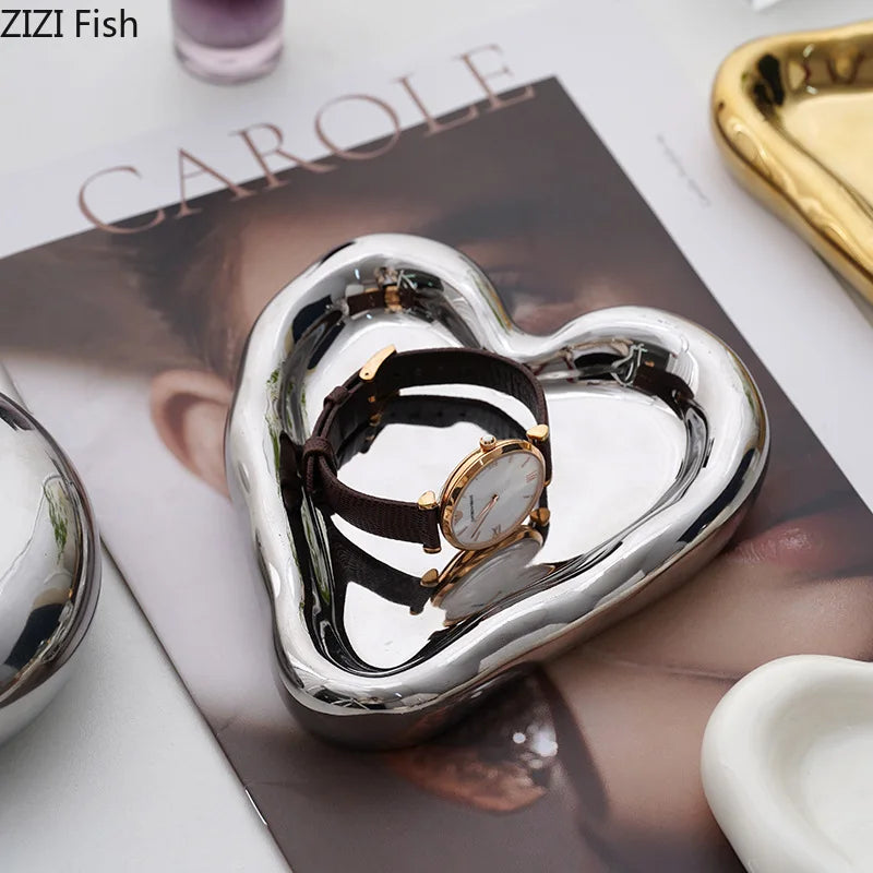 Afralia™ Heart-Shaped Jewelry Stand Tray: Earrings & Necklace Display Plate